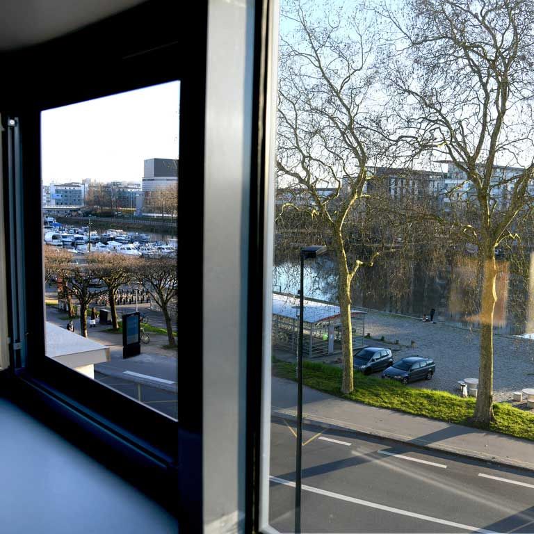 chambre-superieure-hotel-mercure-nantes-salle-d-eau